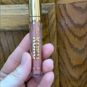 Kylie Cosmetics Makeup - Kylie cosmetics Damn Gina lip gloss Kylie Cosmetics Makeup - Kylie cosmetics Damn Gina lip gloss